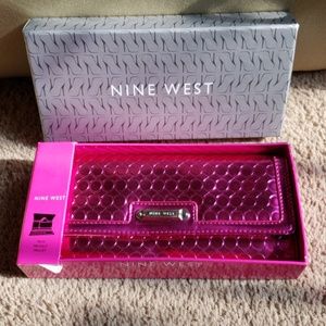 Nine west wallet/ phone carrier